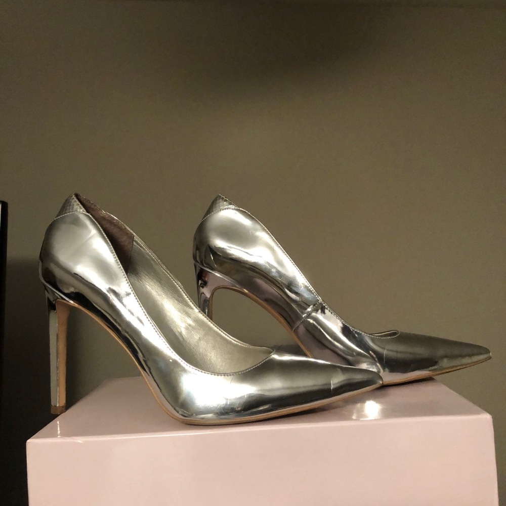 Dea Metallic Heel